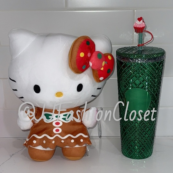 Hello Kitty Gingerbread Plush with Green Tumbler - Picture 1 of 6